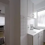 International Boarding House Apartahotel