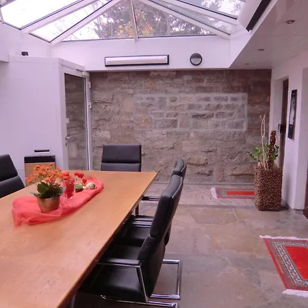 Aparthotel International Boarding House