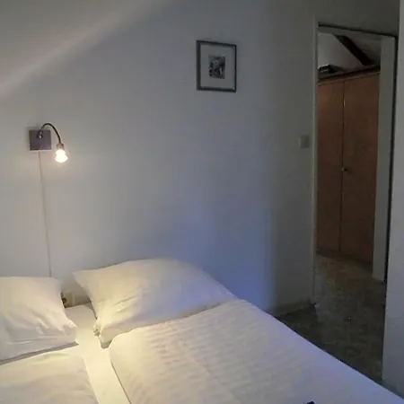 International Boarding House Hotel apartamentowy 3*