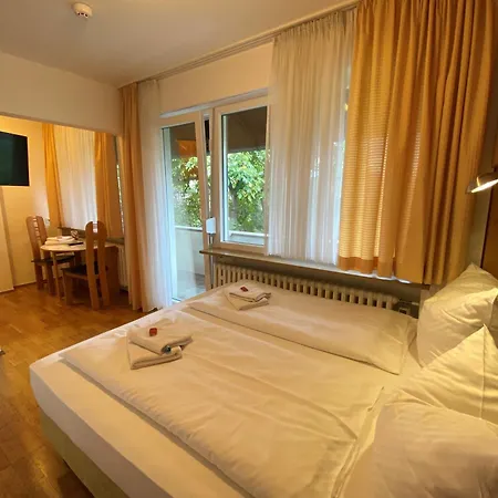 International Boarding House Aparthotel