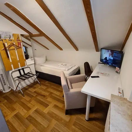 International Boarding House Aparthotel Würzburg
